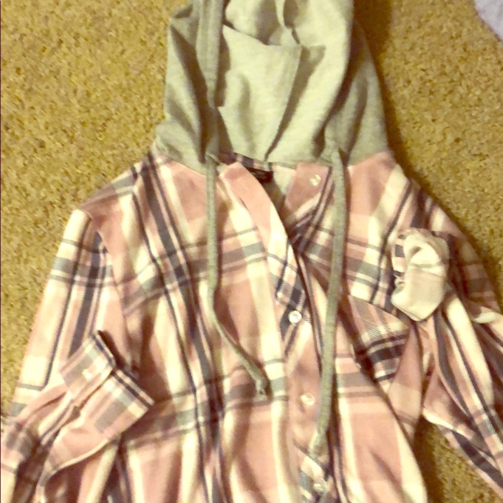 Pink hoodie flannel! 💗